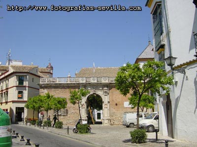 Seville, Pilatos House