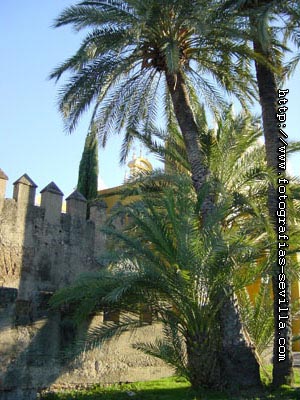 Sevilla, murallas de la Macarena