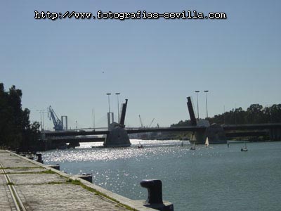Seville, Delicias Bridge