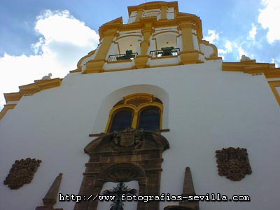 Seville, Santa Cruz church