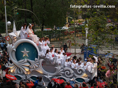 Carroza de la Estrella de la Ilusión, Cabalgata de los Reyes Magos de Sevilla