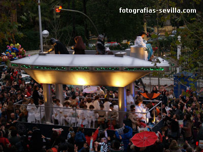 Carroza de la Guerra de las Galaxias de la Cabalgata de Reyes de Sevilla