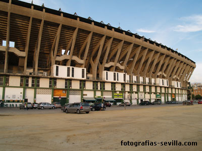Estadio Benito Villamarín, zona de voladizo y preferencia