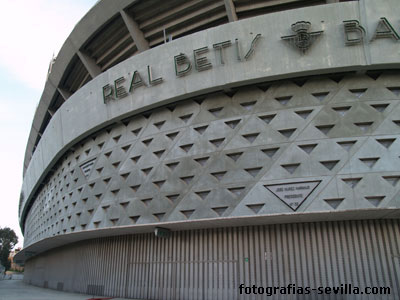 Estadio Manuel Ruiz de Lopera, gradas del gol norte