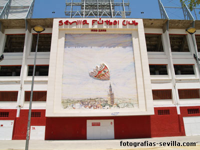 Estadio del Sevilla Fútbol Club, mosaico del centenario 1905- 2005