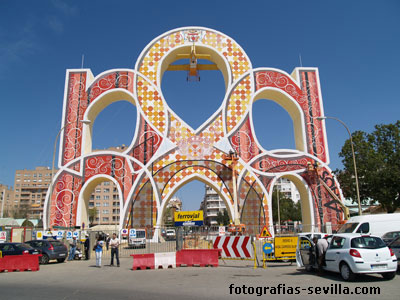 Portada de la Feria de abril de Sevilla del año 2010