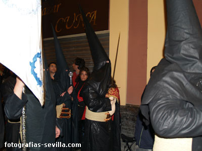 Espada Inmaculista del Silencio, Semana Santa de Sevilla