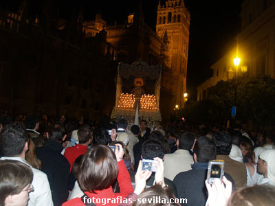 Bulla antes del Palio de la Candelaria, Semana Santa de Sevilla