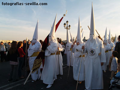 Insignia de San Gonzalo, Semana Santa de Sevilla