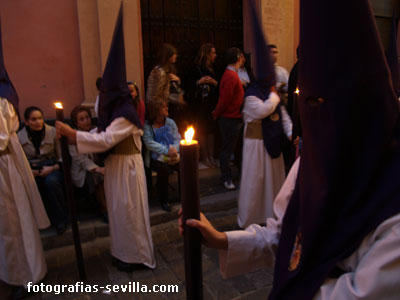 Nazarenos de las Aguas Semana Santa de Sevilla