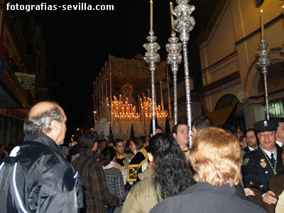 Paso de la Virgen de la Macarena, Semana Santa de Sevilla