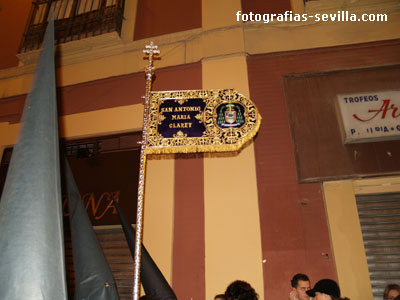 Guión de San Antonio María Claret del Silencio, Semana Santa de Sevilla