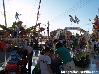 Calle del Infierno de la Feria de abril de Sevilla