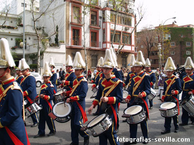 Tambores de la banda de Jesús Cautivo de Sanlúcar la Mayor, Semana Santa de Sevilla